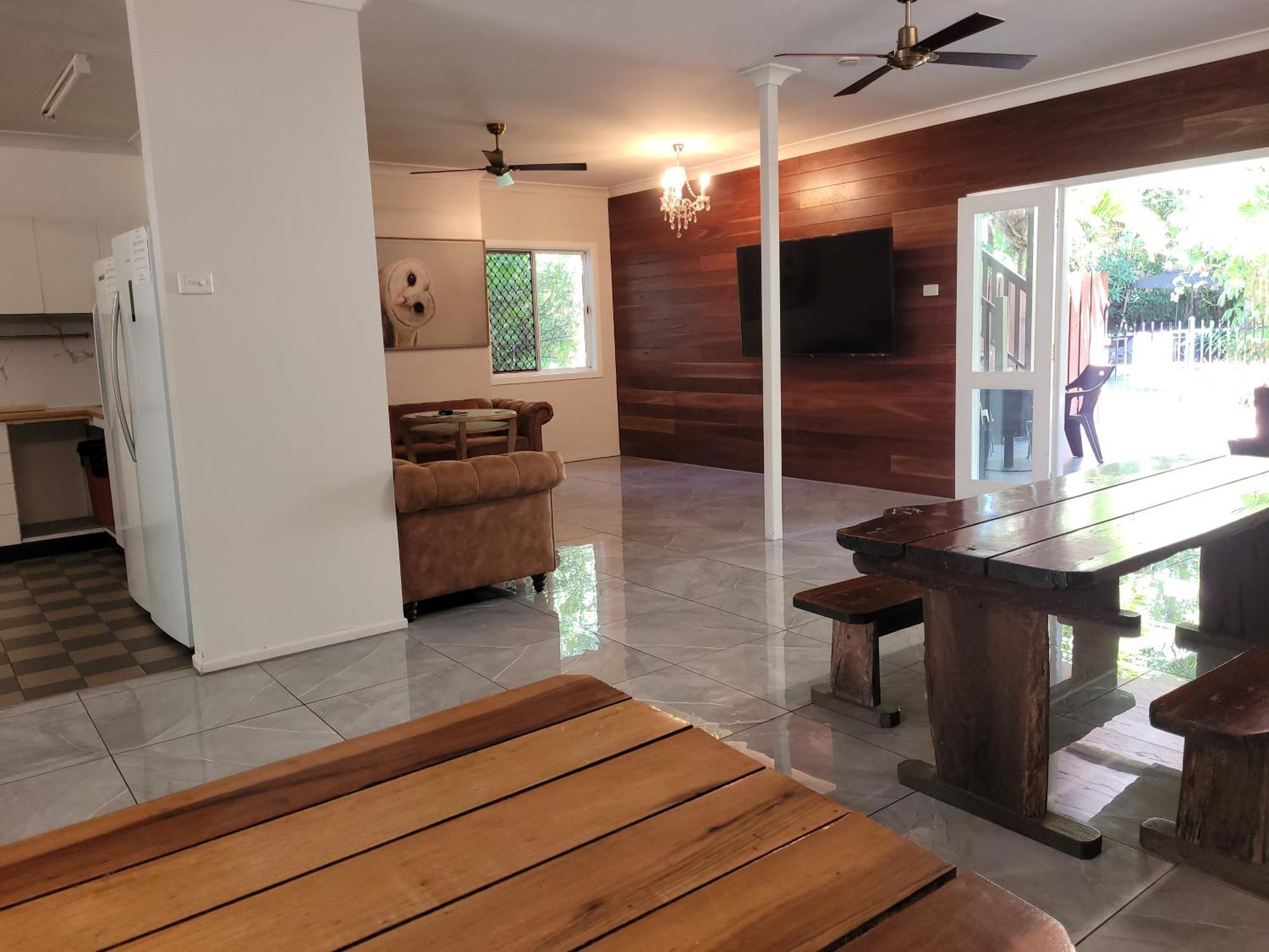 Travellers Paradise Cairns Ngoại thất bức ảnh Interior of the house