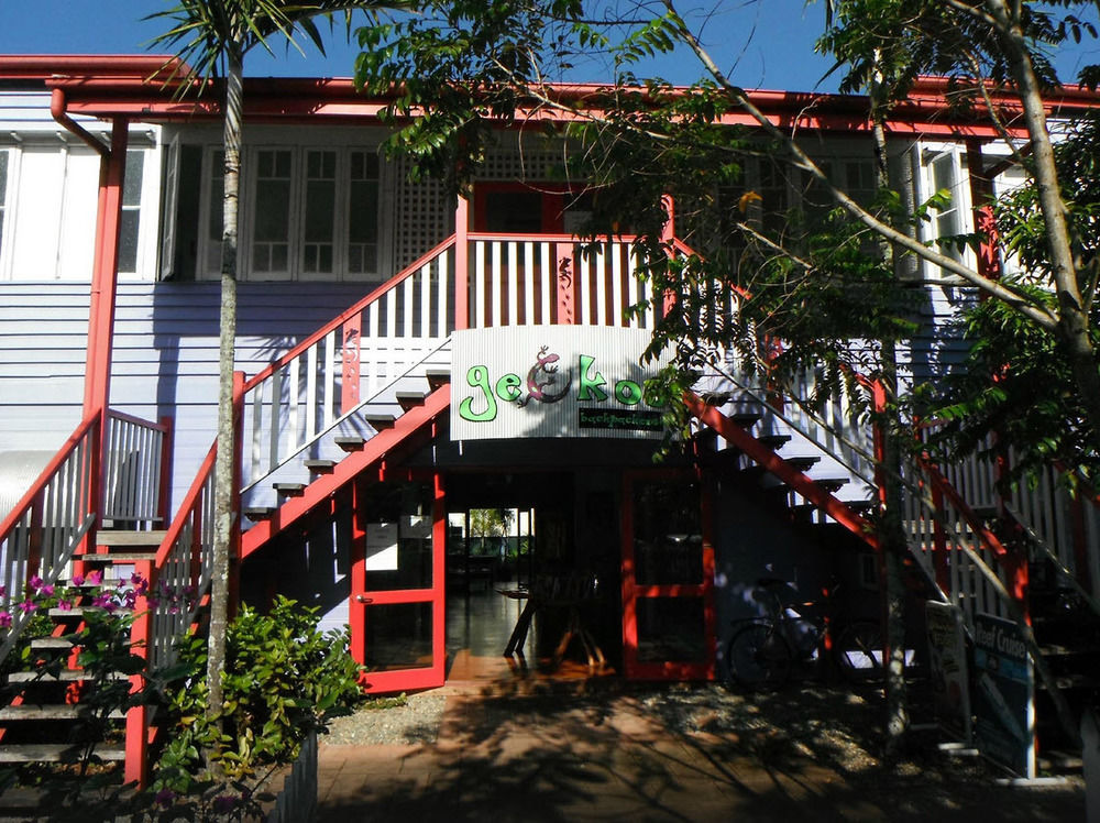 Travellers Paradise Cairns Ngoại thất bức ảnh The former home of the Australian Institute of Tropical Medicine, now the Australian Institute of Tropical Medicine Museum